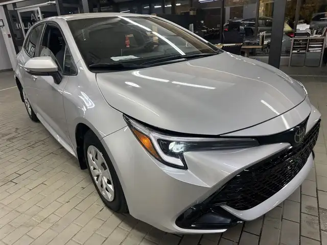 2023 Toyota Corolla Hatchback CVT in Cars & Trucks in Longueuil / South Shore - Image 8