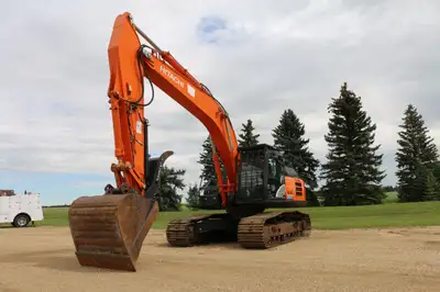 2017 Hitachi ZX300 LC-6N Excavator – For Sale or Rent Price: $185,000 CAD Year: 2017 Hours: 7,140.9...