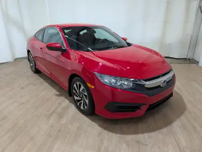 Brand New Tires! Manual TransmissionExperience the dynamic drive of the 2018 Honda Civic Coupe LX in...