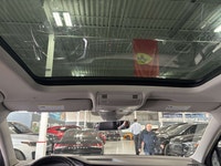 FEATURING : 4MOTION AWD, PANORAMIC ROOF, MULTI DRIVE MODES, REMOTE START, HIGHLY EQUIPPED! FINISHED... (image 9)