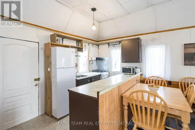 5632 PENETANGUISHENE ROAD Springwater (Elmvale), Ontario in Houses for Sale in Oakville / Halton Region - Image 25