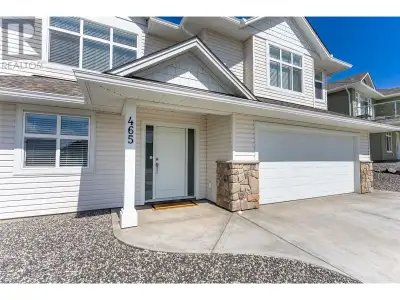 Immaculate 2021 Home with Stylish Interior, Garden Potential & Scenic Views!!! Welcome to this beaut...
