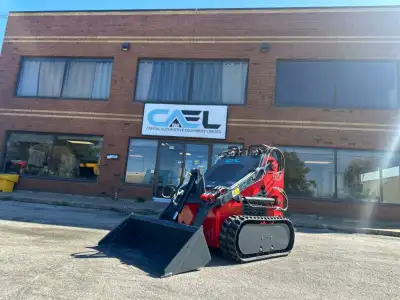 FINANACE DISPONIBLE** Mini mini chargeuse neuve avec moteur Briggs & Stratton (moteur USA) certifiée...