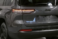 Meet the brand new 2025 Jeep Grand Cherokee L Altitude, now available at Southside Dodge Chrysler Je... (image 8)