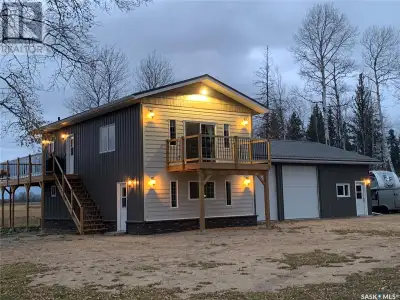 Discover this stunning, newly built 2024 home set on nearly 3 acres of peaceful countryside. Featuri...