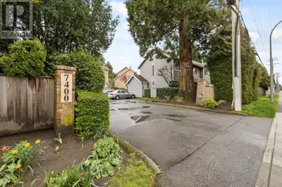 Minoru Estates in Brighouse South, ideally situated in one of Richmond´s most central locations, off...