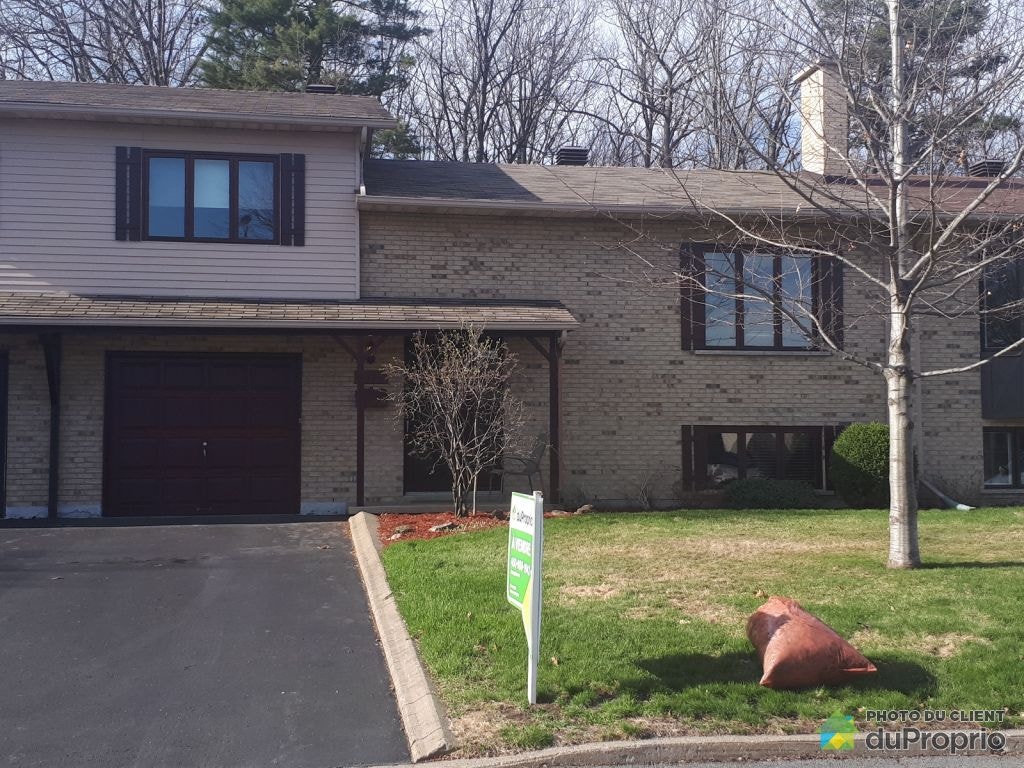 $1,000,000 - Townhouse for sale in Sorel-Tracy — photo 1