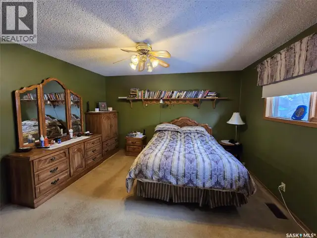 903 Assiniboia AVENUE Grenfell, Saskatchewan in Houses for Sale in Regina - Image 23