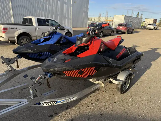 2023 & 2021 SEADOO SPARK TRIXX (FINANCING AVAILABLE) in Personal Watercraft in Strathcona County - Image 4
