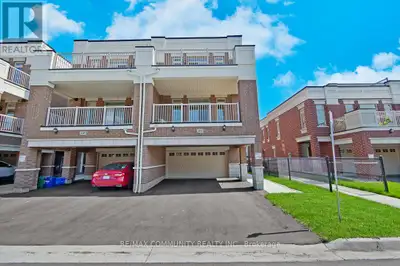 B - 101 LUZON AVENUE Markham (Box Grove), Ontario