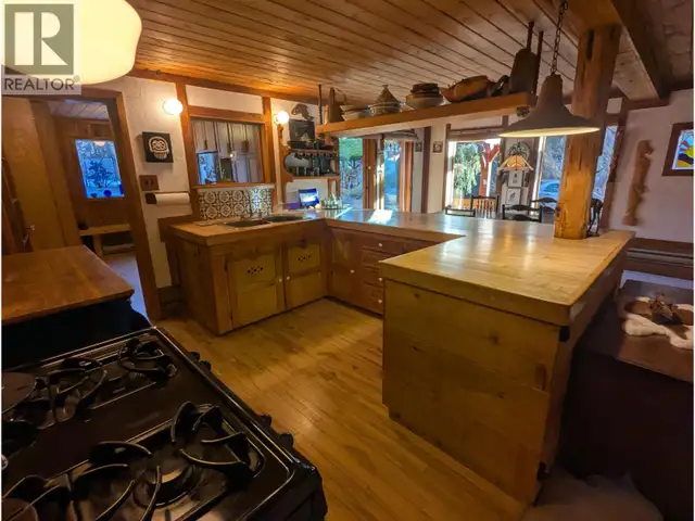 7133 ADAMS ROAD Smithers, British Columbia in Houses for Sale in Smithers - Image 7