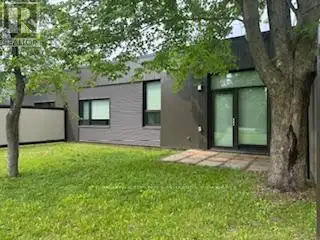 This fully furnished sublease offers a beautifully renovated, wheelchair-accessible unit designed fo...
