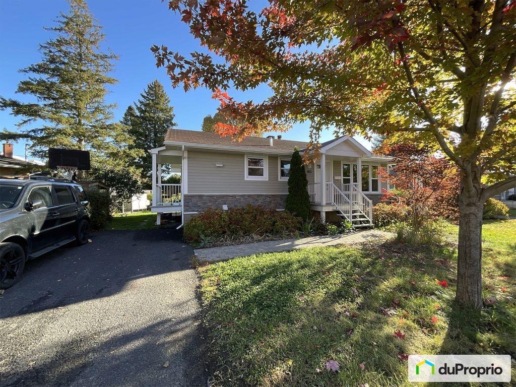 $730,000 - Bungalow for sale in Boucherville — photo 1