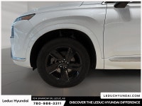 2022 Hyundai Santa Fe Ultimate Experience the Hyundai Santa Fe Ultimate with just 128992 km, finishe... (image 6)