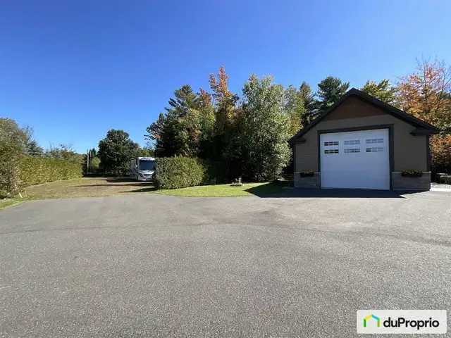 $950,000 - Bungalow for sale in Sherbrooke (Deauville) in Houses for Sale in Sherbrooke - Image 6