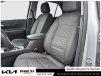 Presenting the 2019 Chevrolet Equinox LT, a sophisticated gray AWD SUV that promises excellent handl... (image 7)