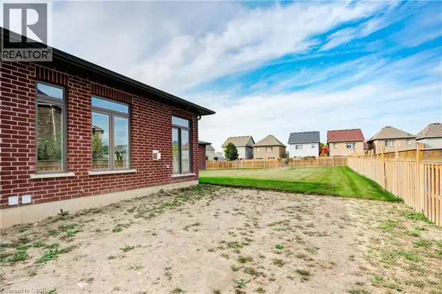 269 PITTOCK PARK Road Unit# 22 Woodstock, Ontario in Houses for Sale in Woodstock - Image 35