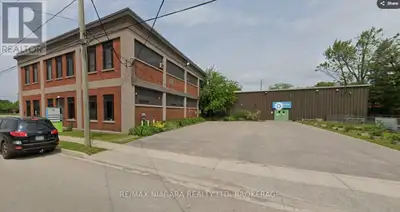 Now available for lease at 20 Lewis Street in Fort Erie, this large, well-maintained brick commercia...