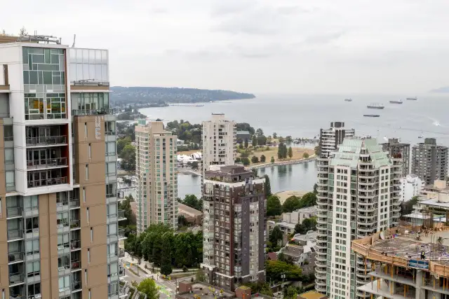Furnished 1BR Downtown Vancouver | All inclusive | Weekly Stay in Short Term Rentals in Vancouver - Image 10