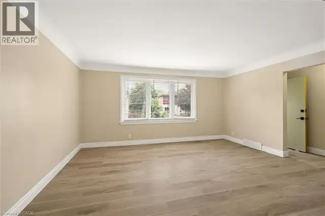 476 PROSPECT Avenue Kitchener, Ontario in Houses for Sale in Kitchener / Waterloo - Image 11