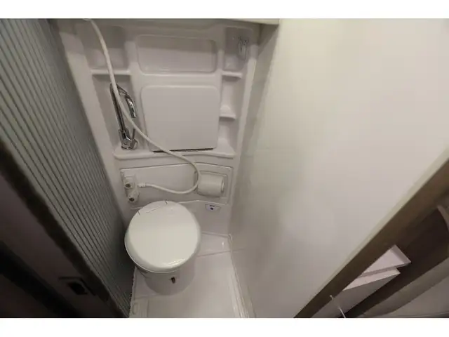 2022 Thor Motor Coach Tellaro Sequence / tellaro 20A Classe B av in Travel Trailers & Campers in Laval / North Shore - Image 18