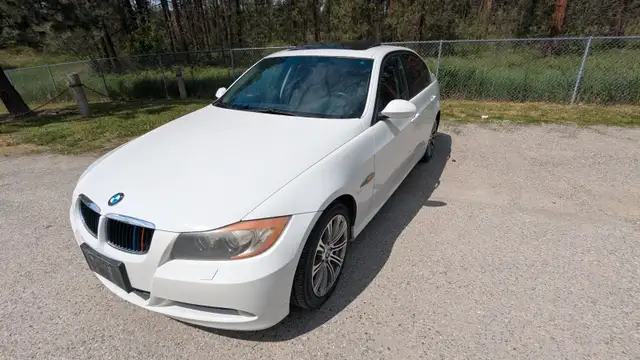 2006 BMW 325xi AWD, 3.0 ltr inline 6 cylinder, automatic62863709736578121