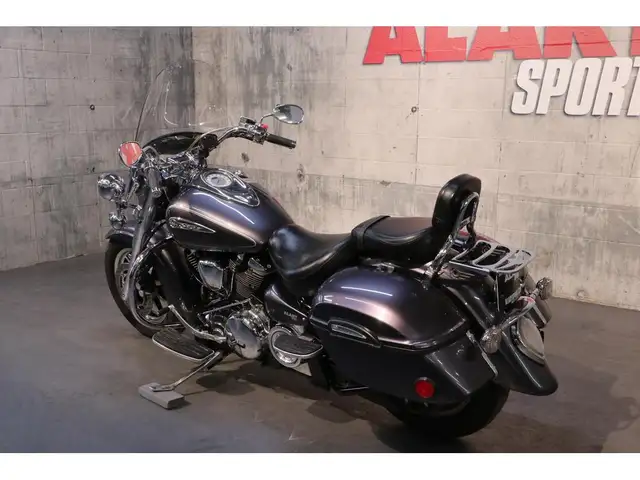 2015 Yamaha ROADSTAR SILVERADO S in Sport Touring in Ottawa - Image 5