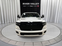 HEATED FRONT SEATS, HEATED STEERING WHEEL, ADAPTIVE CRUISE CONTROL, NAVIGATION SYSTEM, REMOTE KEYLES... (image 1)