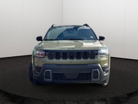 This Jeep Cherokee has a dependable EJN 1.6L I-4 EP Turbo Hybrid engine powering this Variable trans... (image 5)