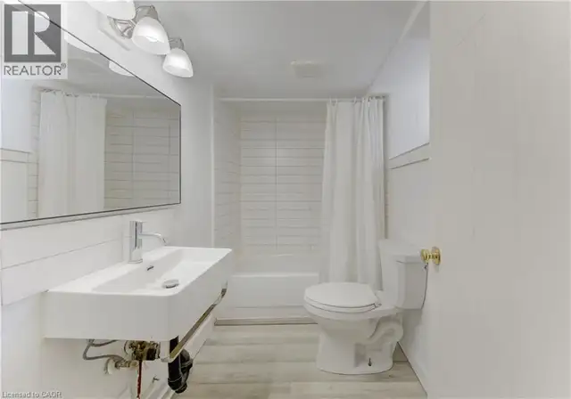 67 LOUISA Street Kitchener, Ontario in Houses for Sale in Kitchener / Waterloo - Image 30