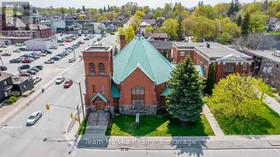 Awesome development opportunity in the growing town of Midland. Located in the downtown core and sit...
