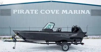 2026 Lund 1650 Angler Sport – PC2177 – Black The full windshield 1650 Angler Sport is one of Lund's...