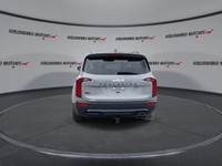 Sunroof, Power Passenger Seat, Power Driver's Seat, Leather Seats, Lane Departure, Hitch Receiver, H... (image 7)