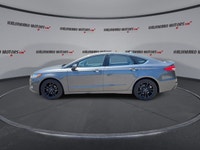 // ACCIDENT FREE!! // This 2020 Ford Fusion SE FWD is a well-kept sedan that blends comfort, smart t... (image 4)