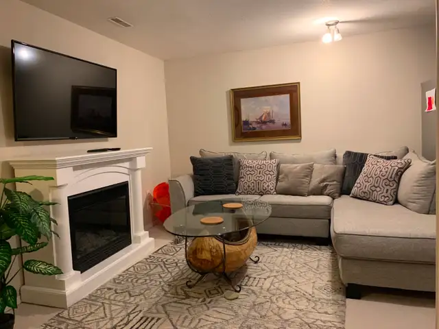 FURNISHED ROOM RENTAL
