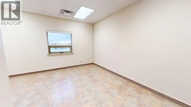 3 10331 ALASKA ROAD Fort St. John, British Columbia in Commercial & Office Space for Rent in Fort St. John - Image 6