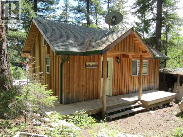 3817 CANIM-HENDRIX LAKE ROAD Canim Lake, British Columbia in Houses for Sale in 100 Mile House - Image 2