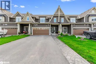 ** WATCH LISTING VIDEO ** Are you ready to live where you play, entertain in style, and enjoy the be...