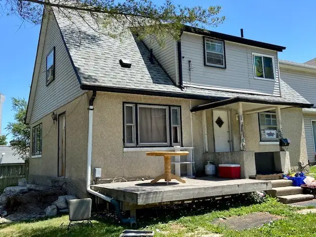 Student Rooms – Steps from Universities! - Furnished Rooms!! in Room Rentals & Roommates in Kitchener / Waterloo - Image 11