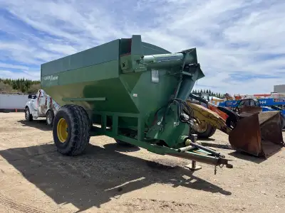 Iron Inventory Inc! 1991 Lucknow 400 grain buggy unit has had extension put on and trap kit rails. 2...