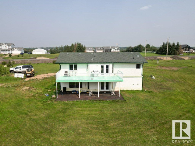 #49 57126 RGE RD 233 Rural Sturgeon County, Alberta in Houses for Sale in Edmonton - Image 4
