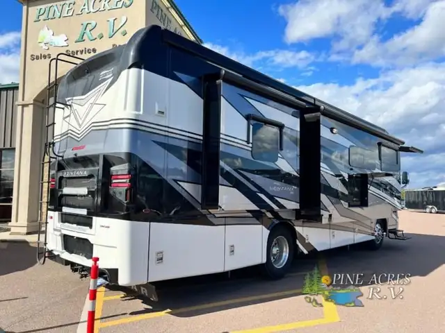 2024 Newmar Ventana 3512 Diesel Pusher in RVs & Motorhomes in Moncton - Image 6