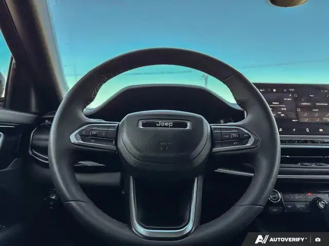 2024 Jeep Compass Trailhawk | Automatic High-Beams | Dual-Z in Cars & Trucks in Saskatoon - Image 19