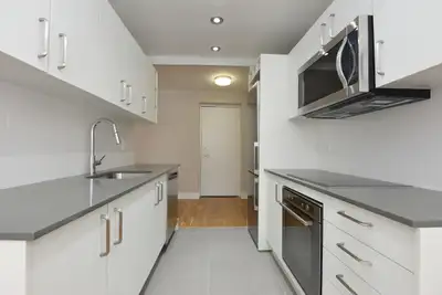 Two bedroom, Eglinton and Don Valley Parkway - ID 696