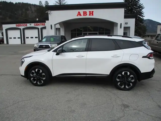 2024 Kia Sportage X-line AWD in Cars & Trucks in Penticton - Image 4
