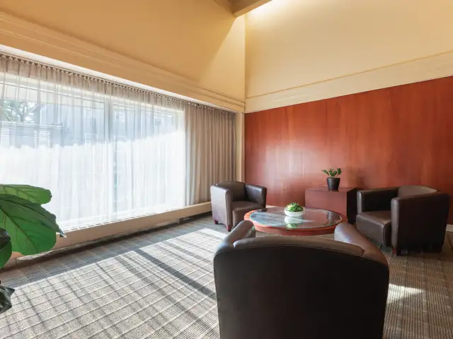 LARGE 3 BEDROOM DOWNTOWN HALIFAX! in Long Term Rentals in City of Halifax - Image 7