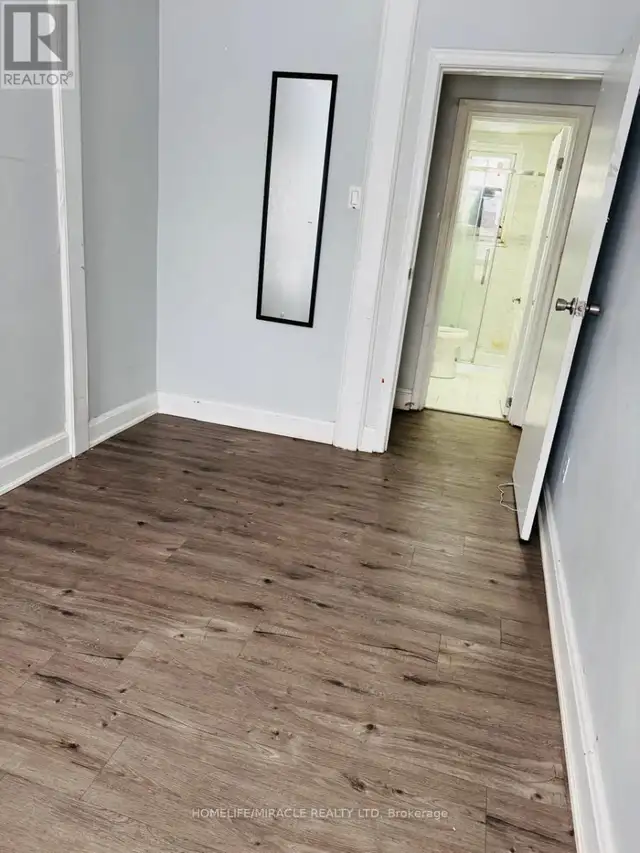 12084 HURONTARIO STREET Brampton (Snelgrove), Ontario in Long Term Rentals in Mississauga / Peel Region - Image 5