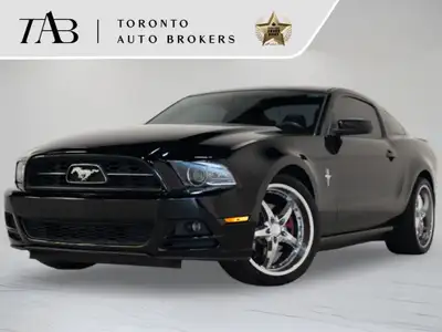 This 2014 Ford Mustang V6 Premium is a local Ontario vehicle that delivers classic American muscle c...