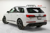 Save $21,000 from new on this low KM locally owned 2025 Audi Q7 with Quattro All-Wheel Drive that ju... (image 4)