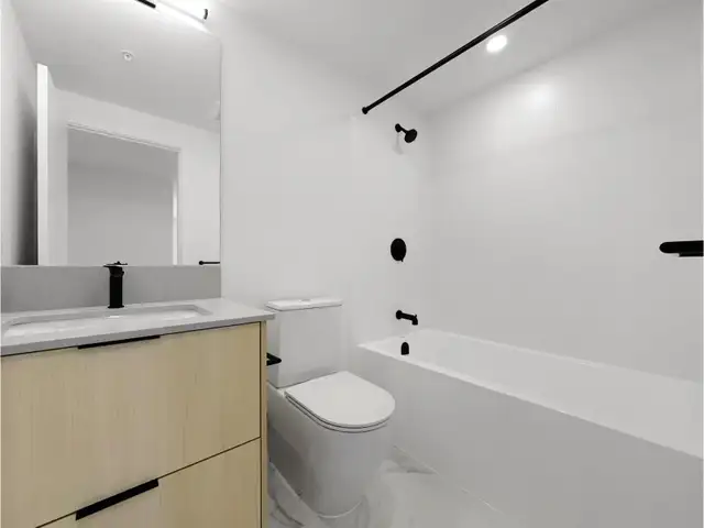 29XX 13738 CENTRAL AVENUE Surrey, British Columbia in Long Term Rentals in Delta/Surrey/Langley - Image 15